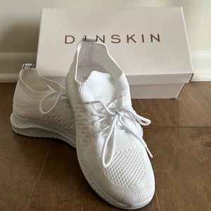 Danskin lightweight slip on white sneakers